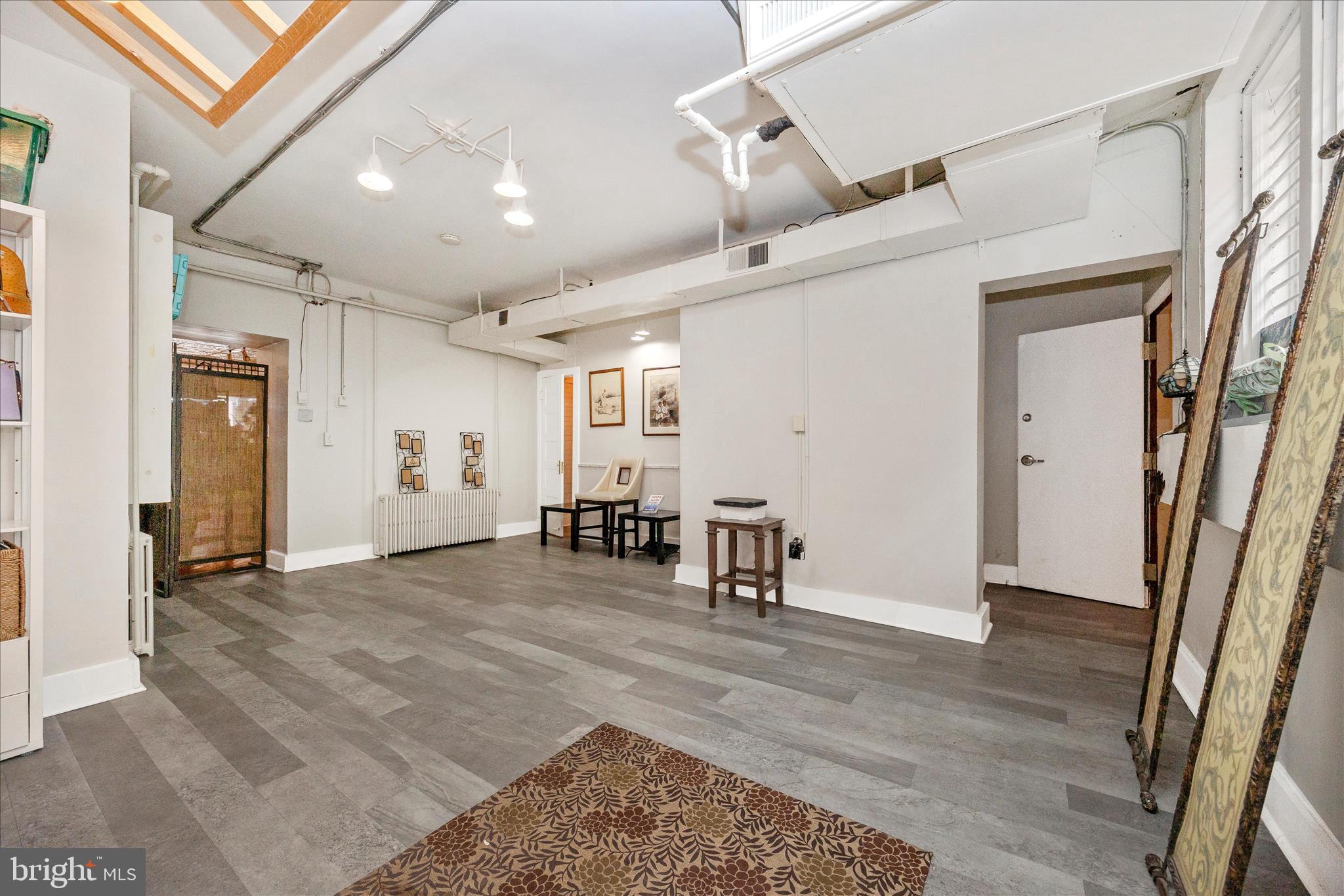 23-25-27 S MARKET STREET