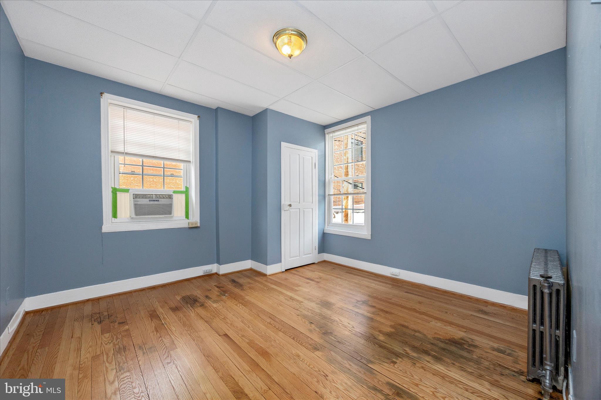 23-25-27 S MARKET STREET