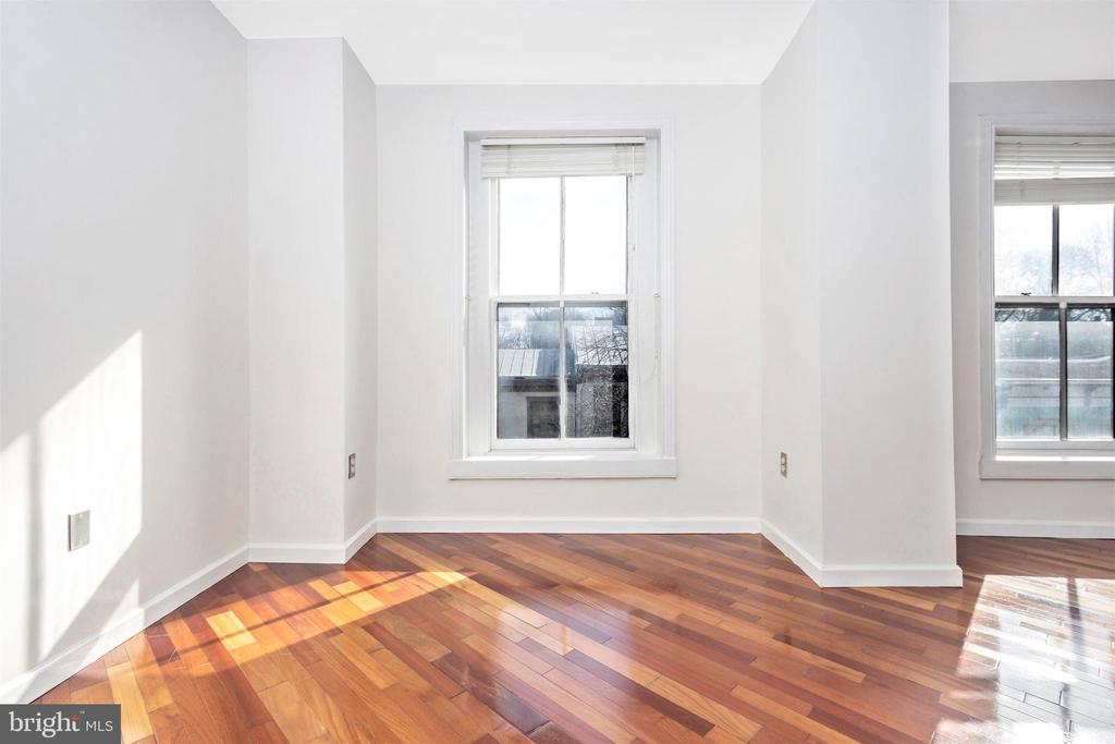 103 S MARKET STREET 301