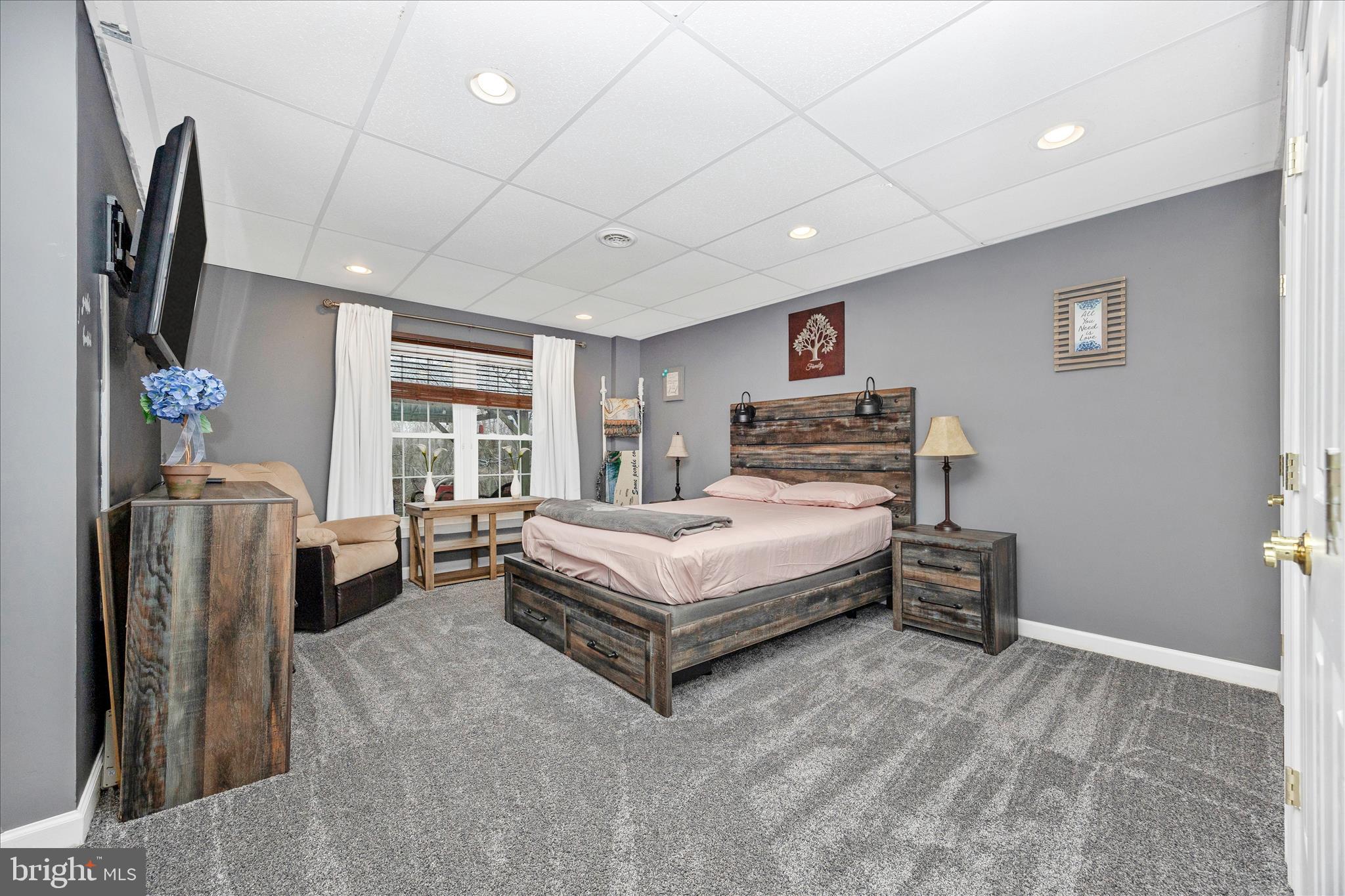 8908 DANVILLE TERRACE