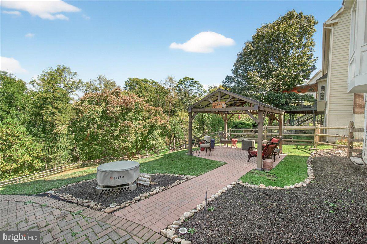 8908 DANVILLE TERRACE