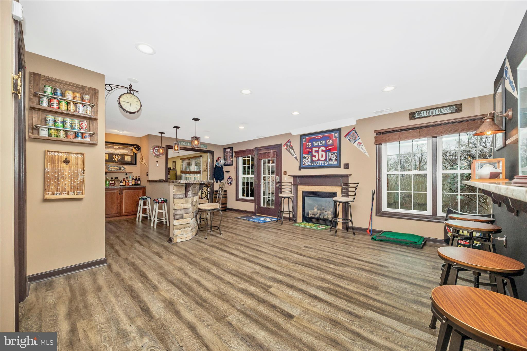 8908 DANVILLE TERRACE