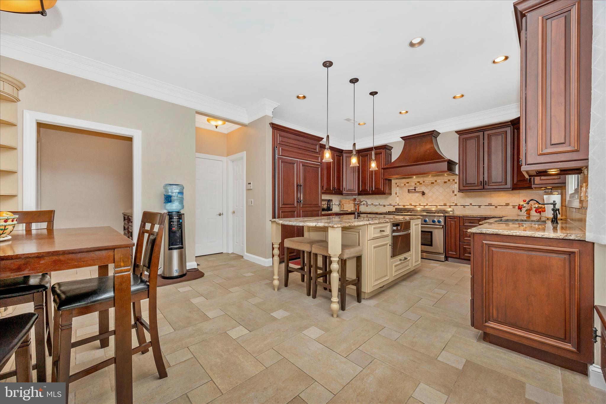 8908 DANVILLE TERRACE