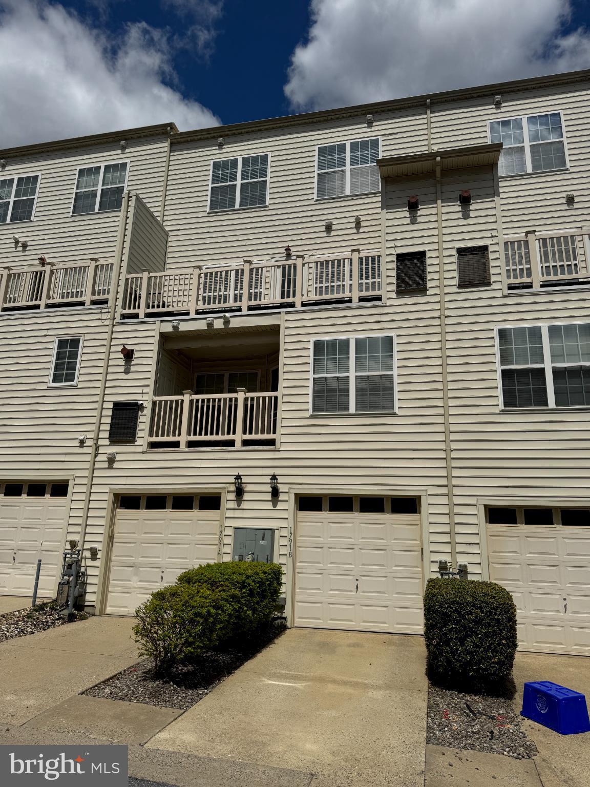 1791 WHEYFIELD DRIVE B 19-B