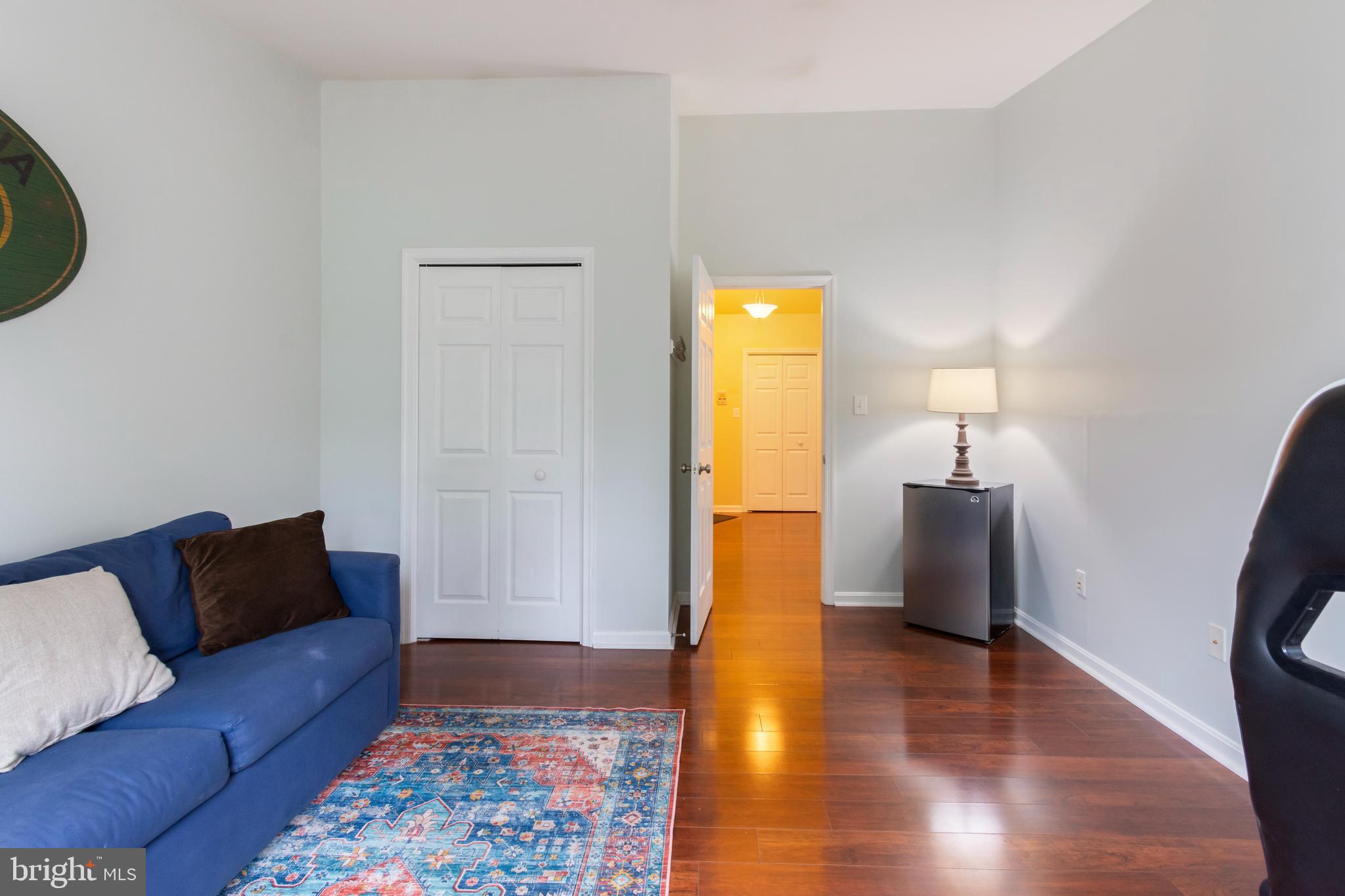 2406 ELLSWORTH WAY 3B