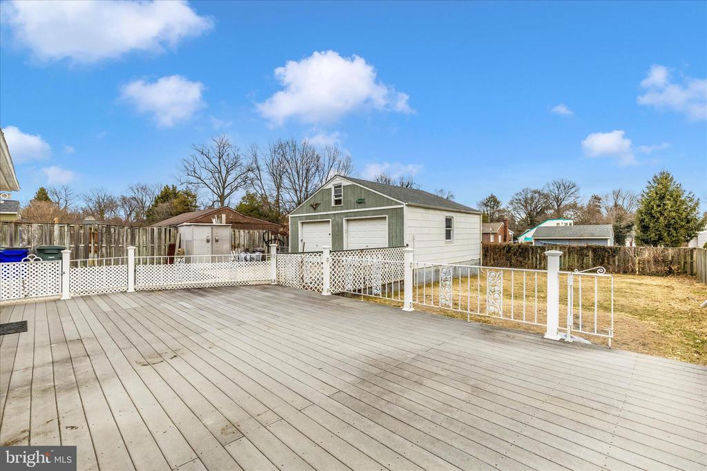 502 MILITARY ROAD