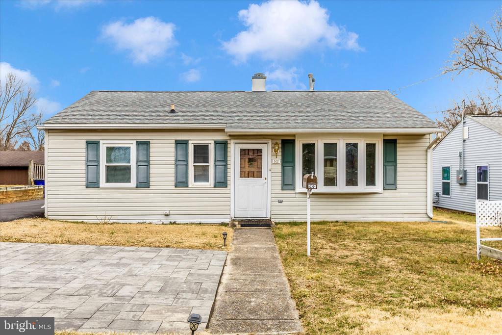 502 MILITARY ROAD
