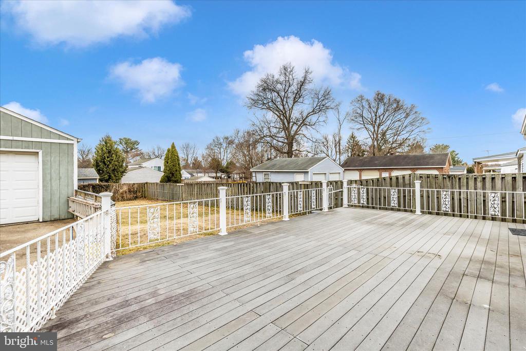 502 MILITARY ROAD