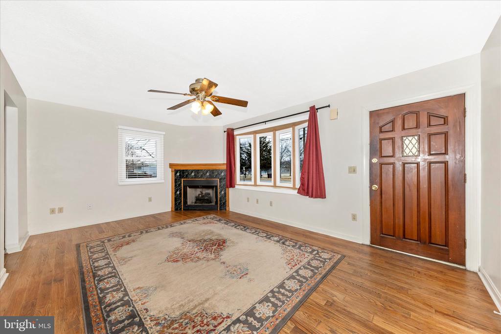 502 MILITARY ROAD