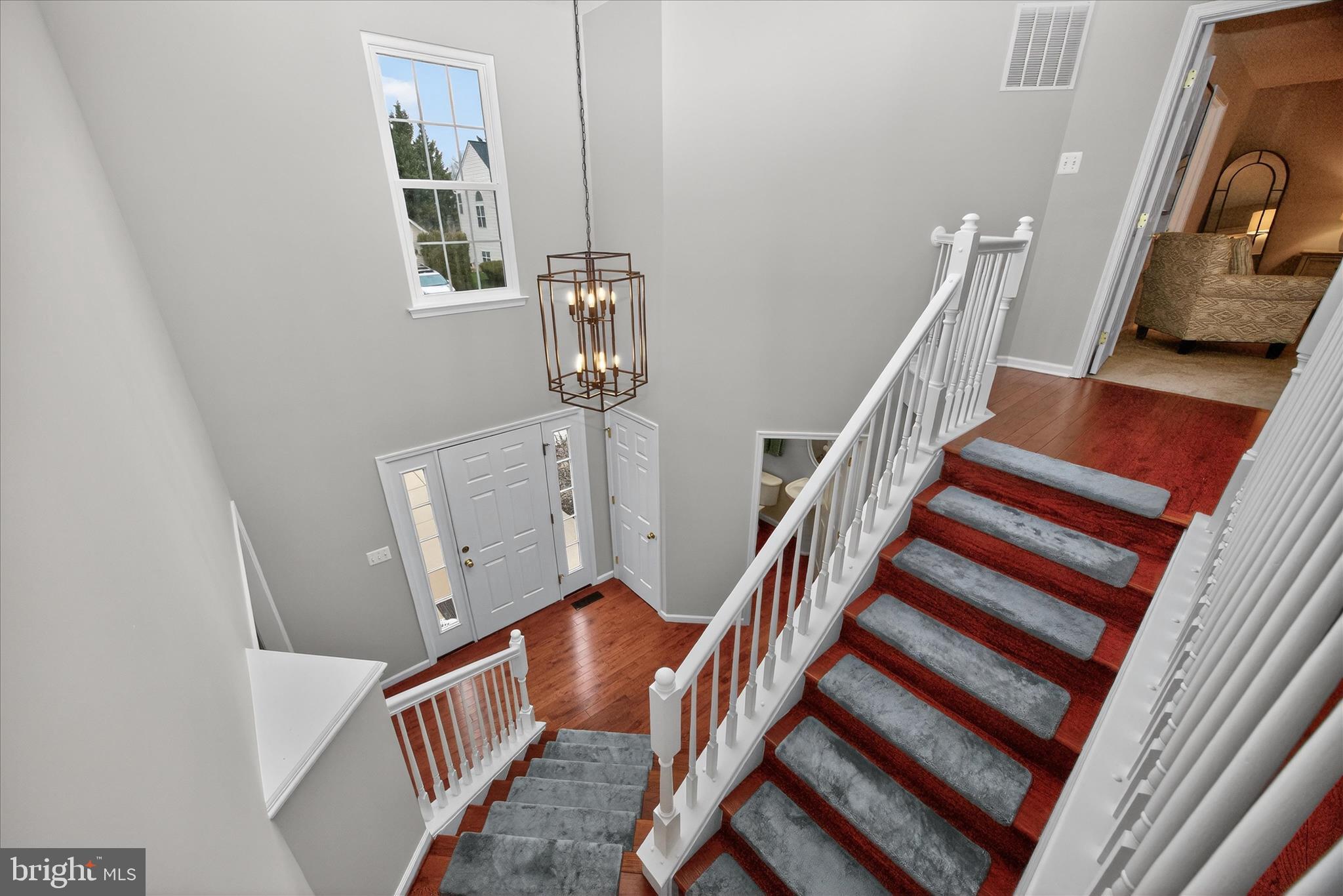 2105 TWIN PEAKS COURT