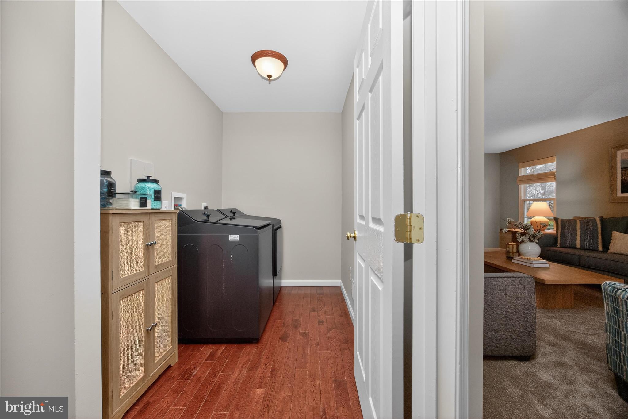 2105 TWIN PEAKS COURT