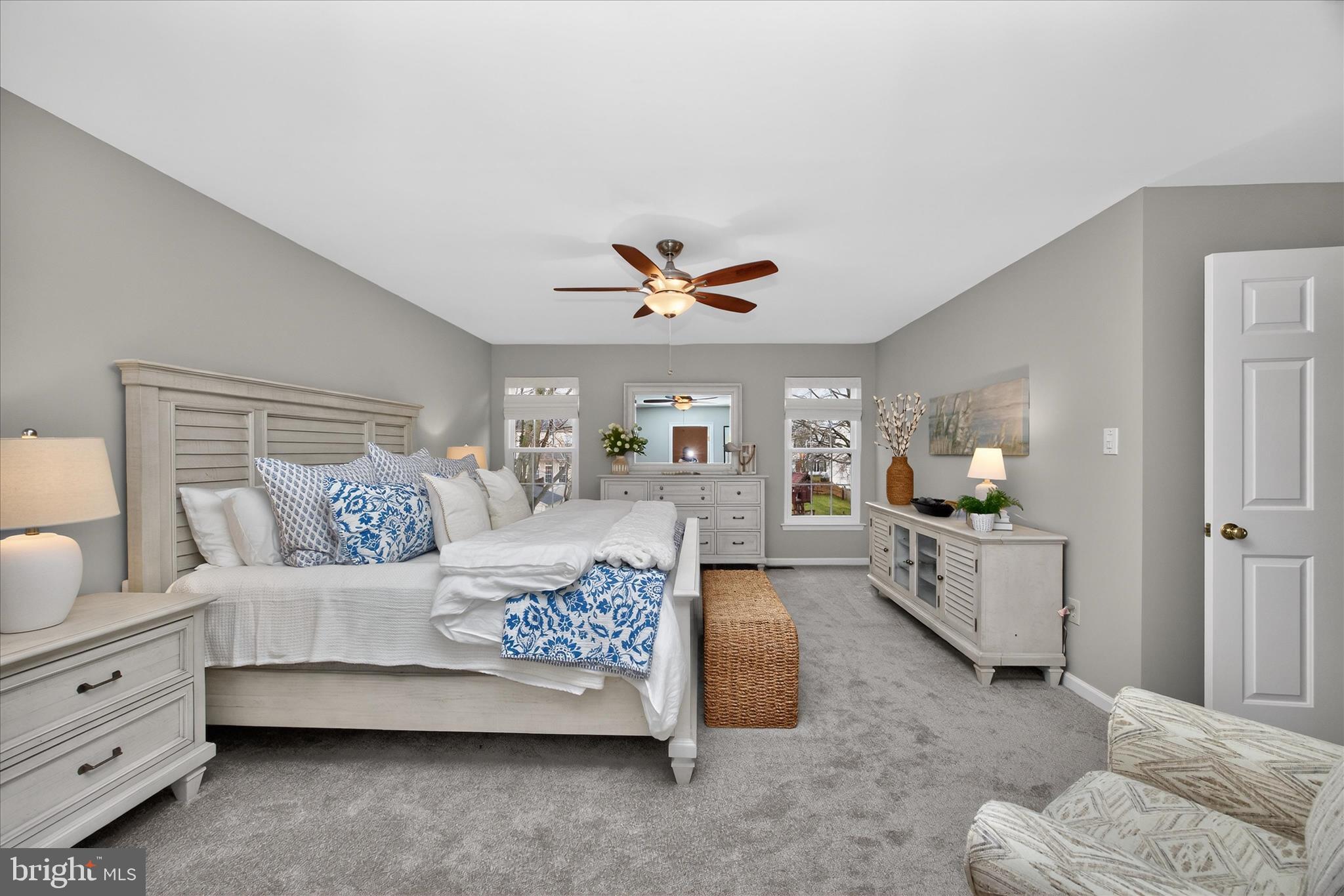 2105 TWIN PEAKS COURT