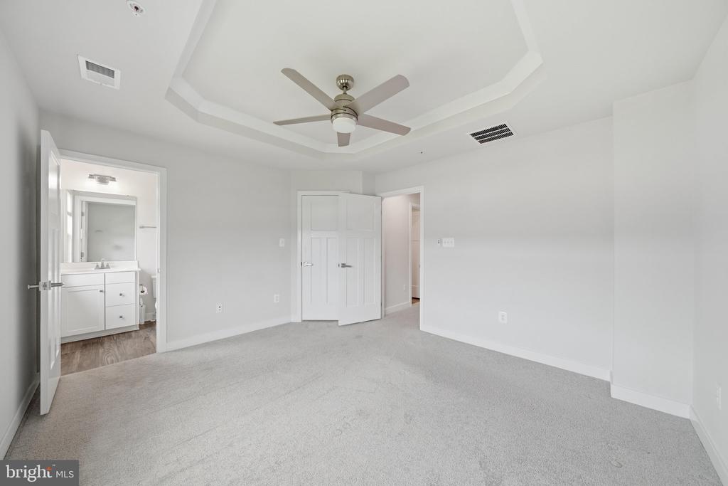 10704 LAMOKA LANE