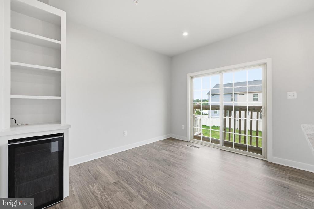 10704 LAMOKA LANE
