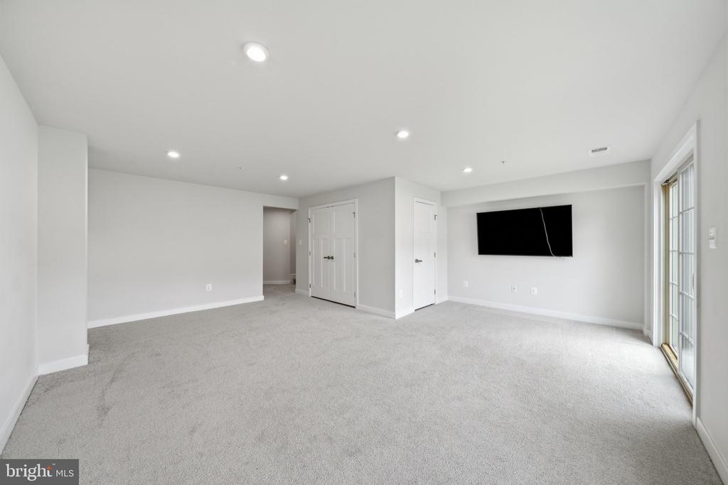 10704 LAMOKA LANE