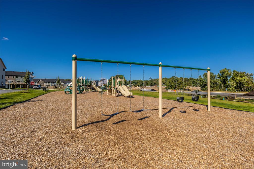10704 LAMOKA LANE