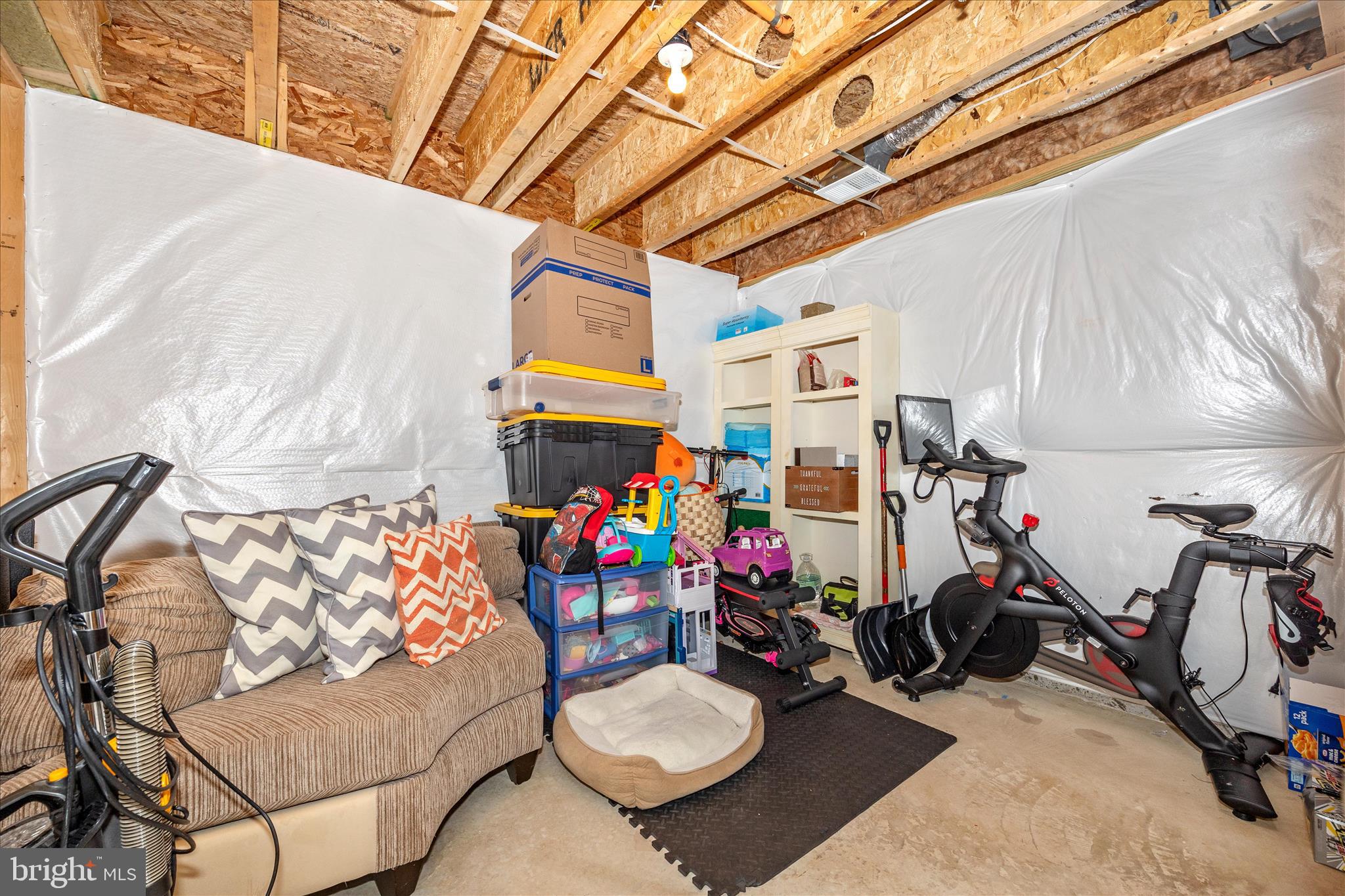 10704 LAMOKA LANE