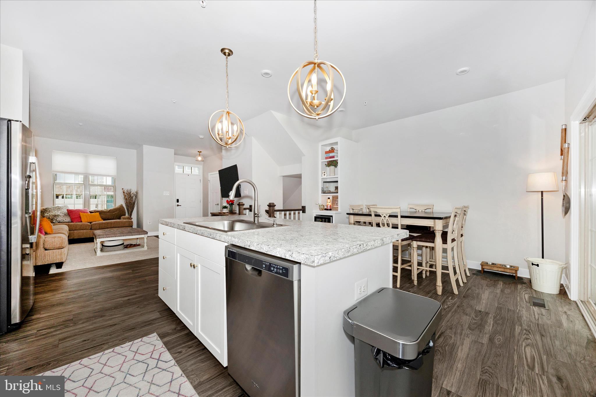 10704 LAMOKA LANE