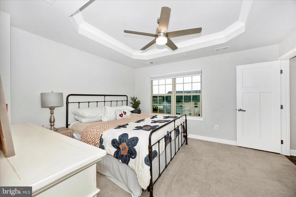 10704 LAMOKA LANE