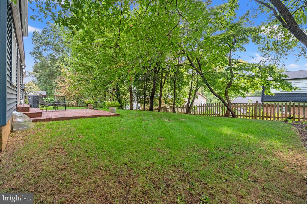 10704 LAMOKA LANE