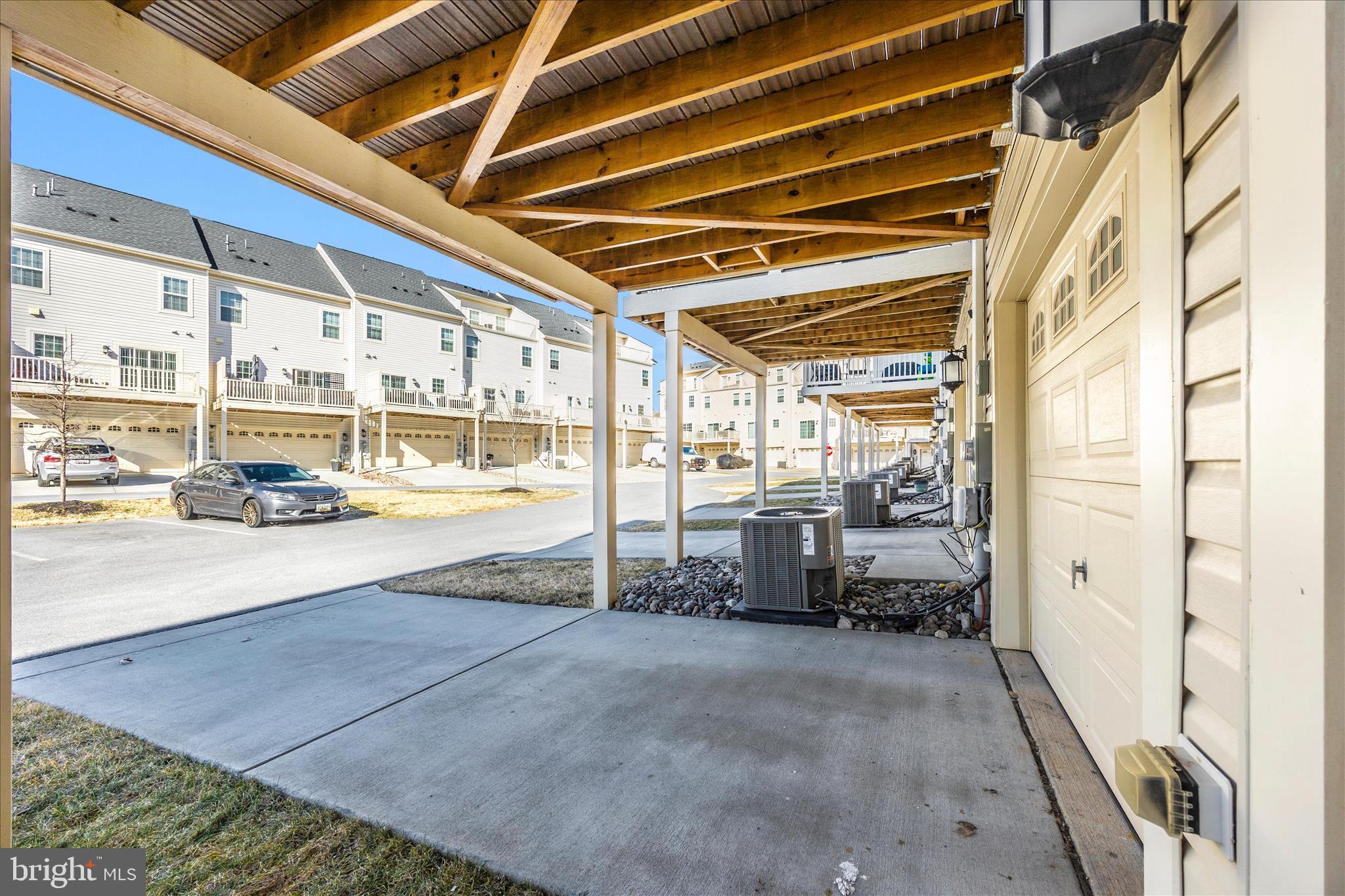 5018 JUDICIAL WAY