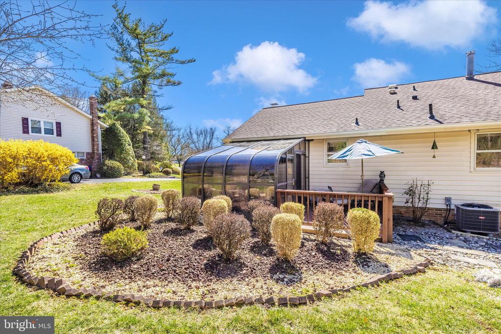 4614 PINEWOOD TRAIL