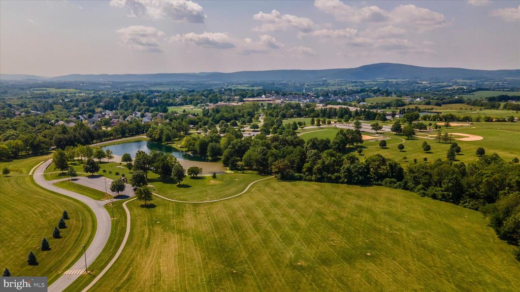 4614 PINEWOOD TRAIL