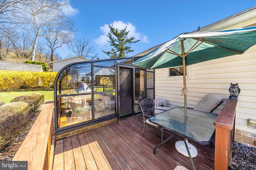 4614 PINEWOOD TRAIL