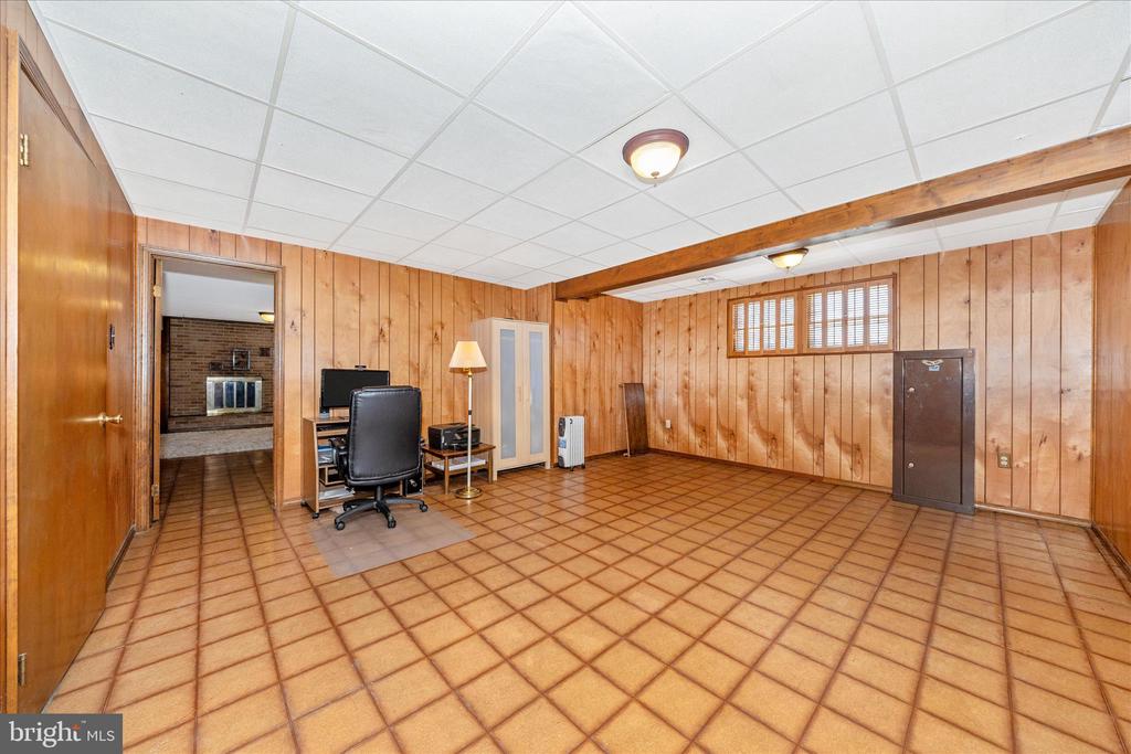 4614 PINEWOOD TRAIL