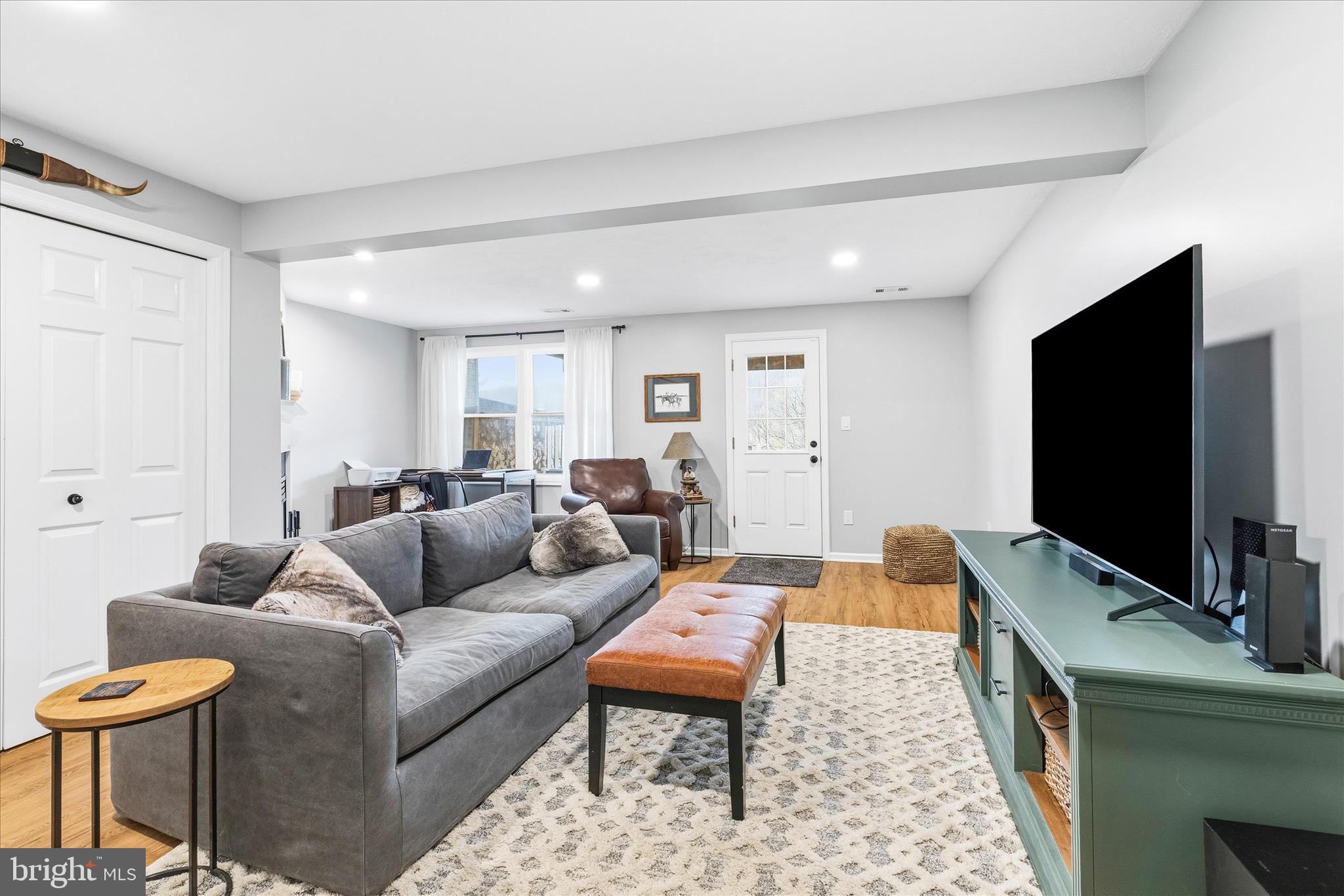 6220 ILLINOIS COURT