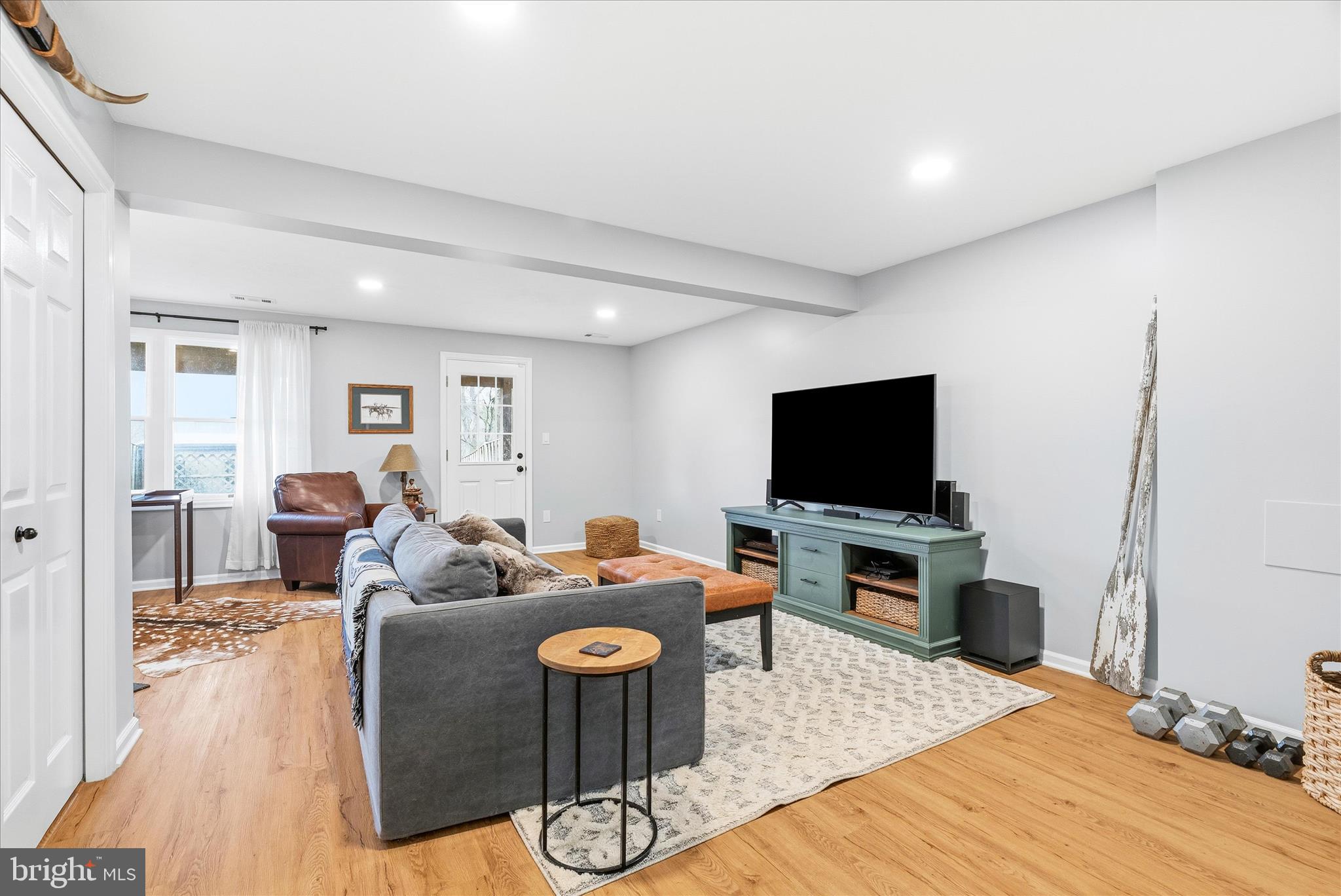 6220 ILLINOIS COURT