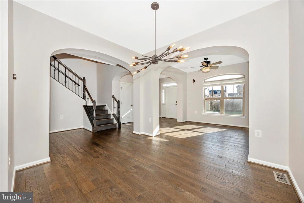 3028 JACOBS GARDEN LANE