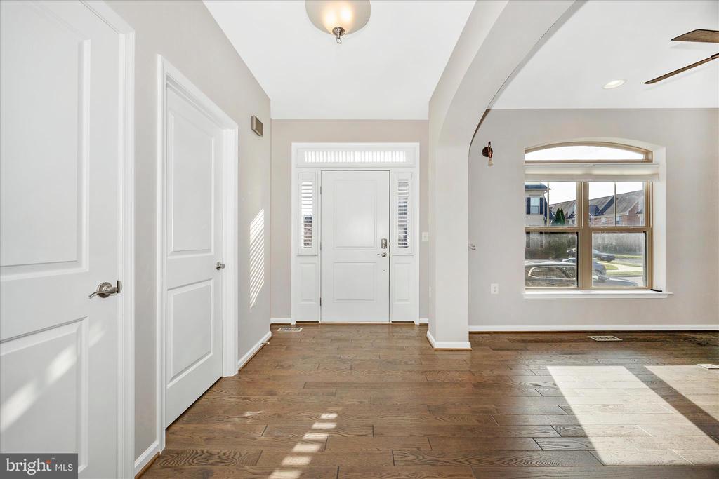 3028 JACOBS GARDEN LANE