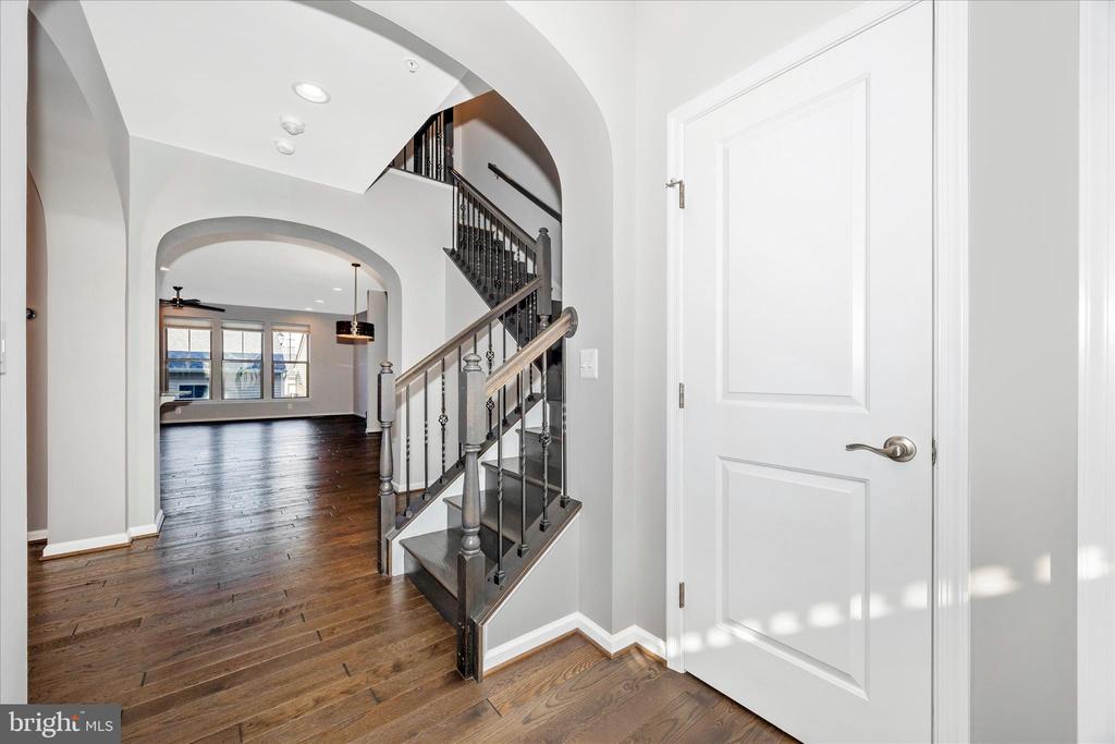 3028 JACOBS GARDEN LANE