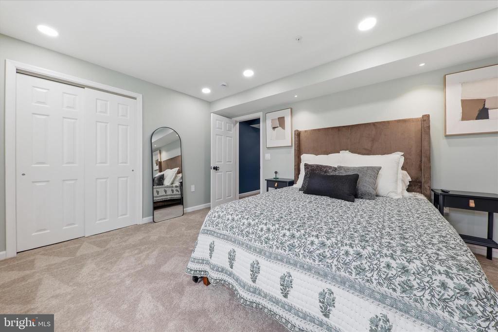 1621 HOBBLE TRAIL
