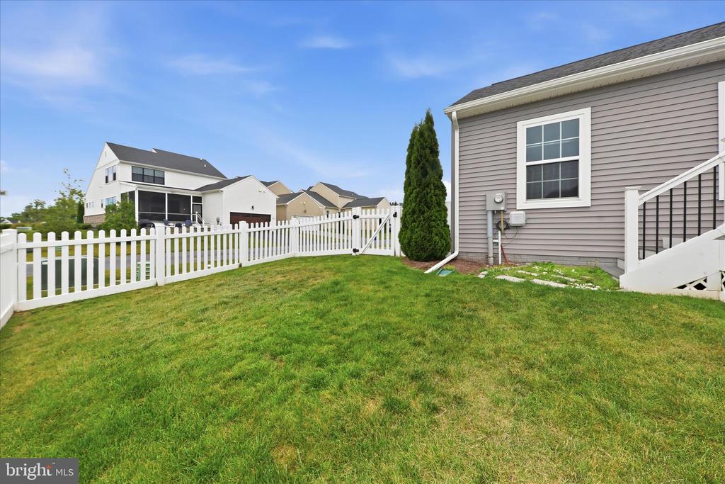 1621 HOBBLE TRAIL