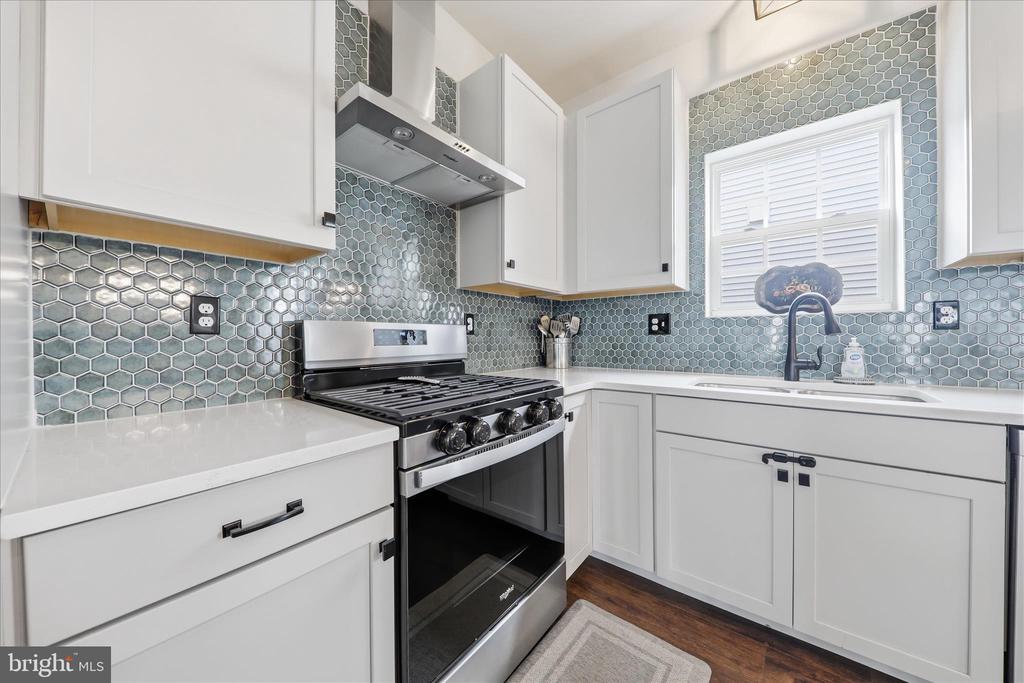 1621 HOBBLE TRAIL