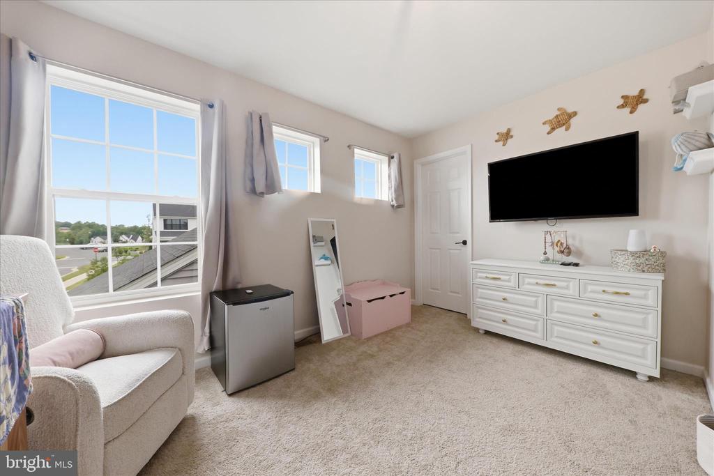 1621 HOBBLE TRAIL