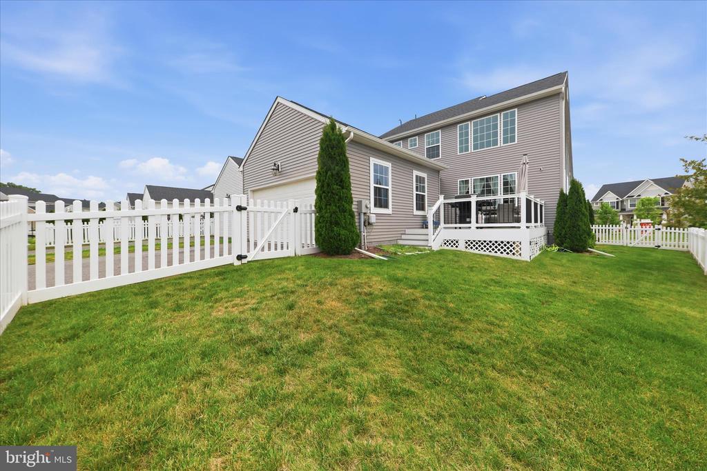 1621 HOBBLE TRAIL