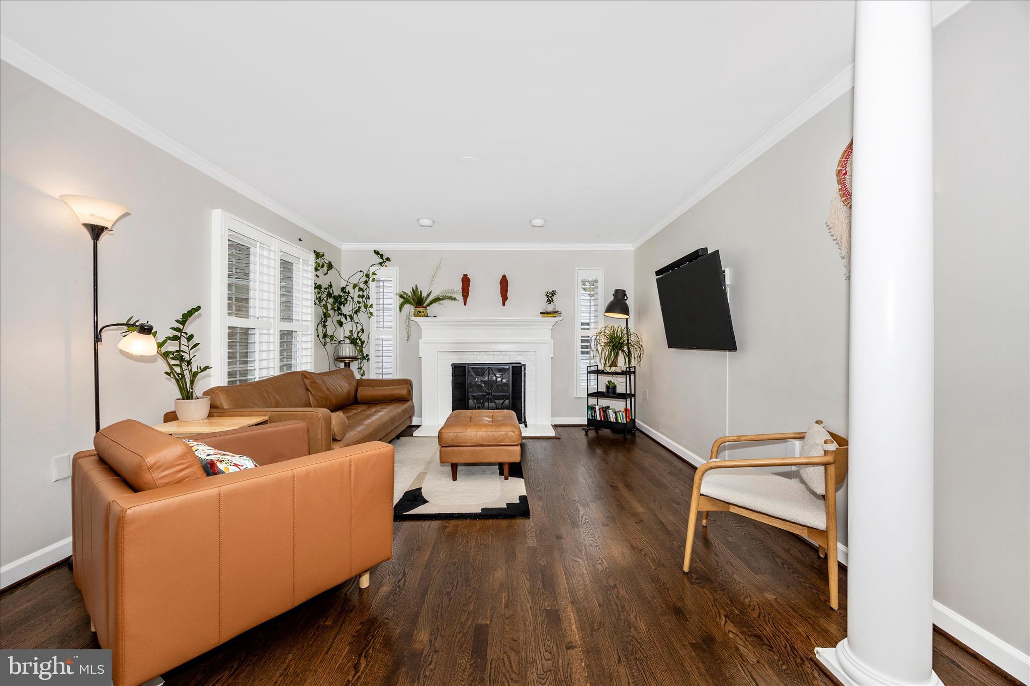 2465 BEAR DEN ROAD
