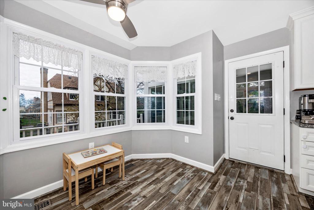 2465 BEAR DEN ROAD