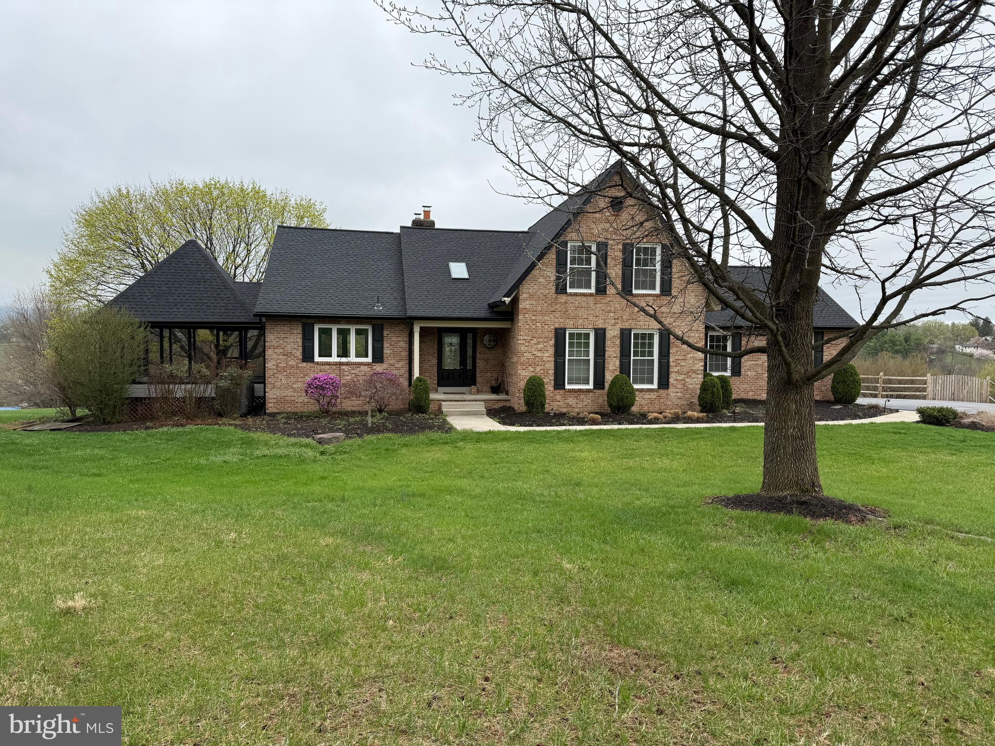 3293 N HILL COURT