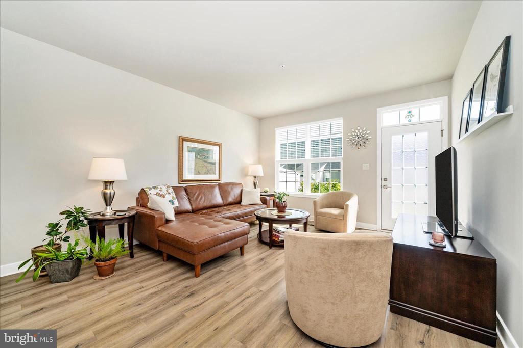 6443 AUTUMN OLIVE DRIVE