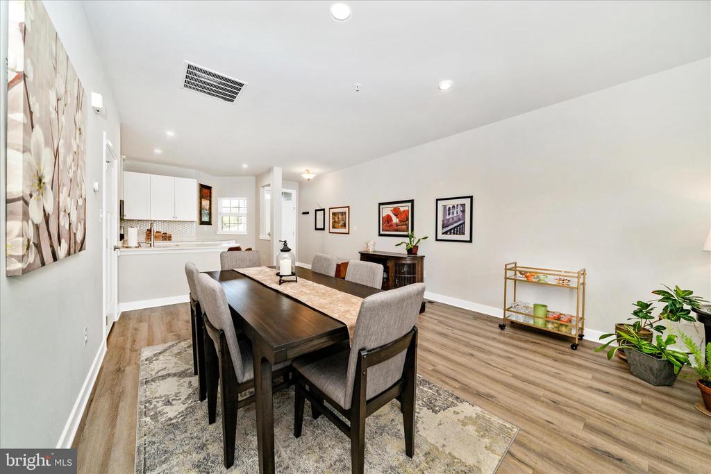 6443 AUTUMN OLIVE DRIVE
