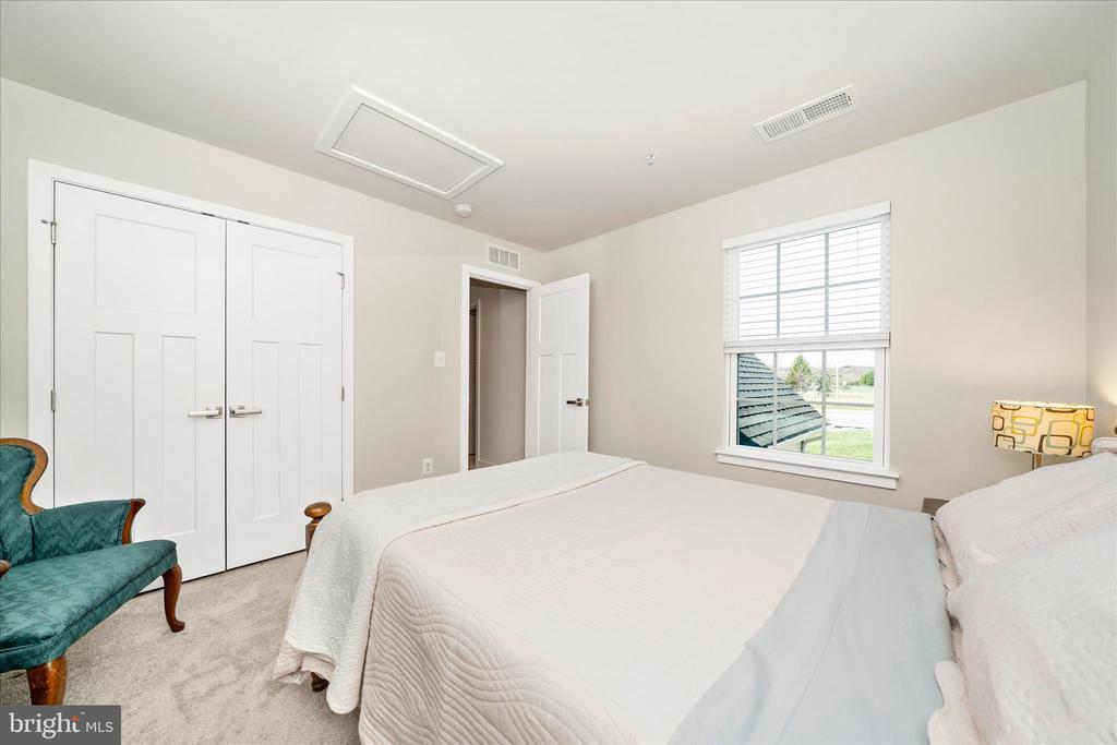 6443 AUTUMN OLIVE DRIVE