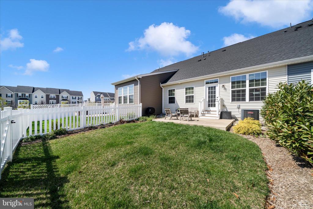 6443 AUTUMN OLIVE DRIVE