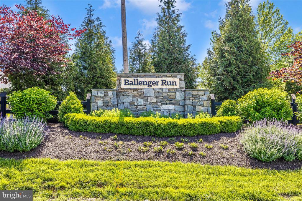6443 AUTUMN OLIVE DRIVE