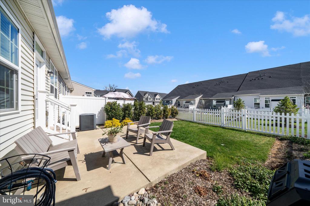 6443 AUTUMN OLIVE DRIVE