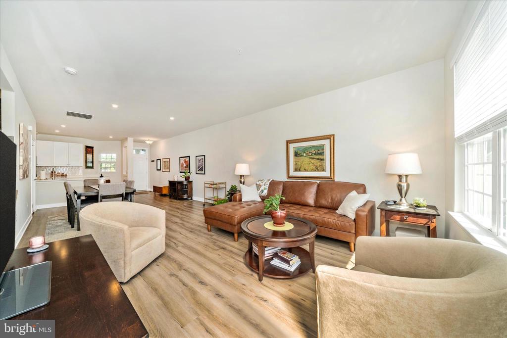 6443 AUTUMN OLIVE DRIVE