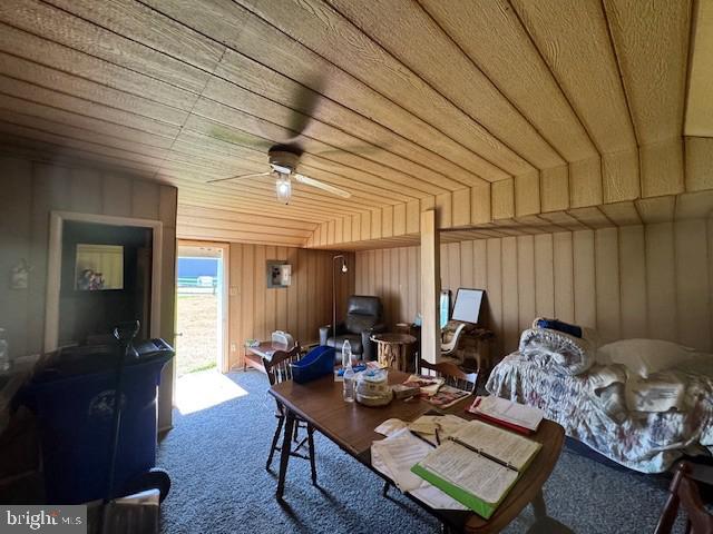 9440 HOLLOW ROAD